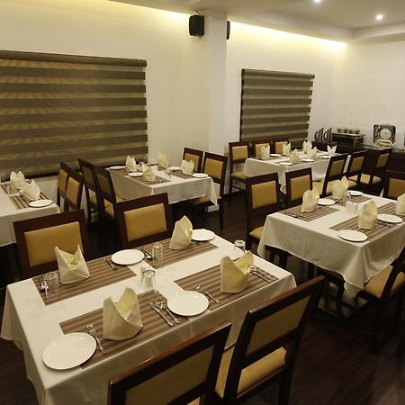 Brownstar Boutique Hotel Chennai Esterno foto